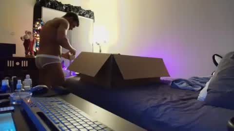 Eetantungfuk Mias online show from December 2024 06:09:02 PM