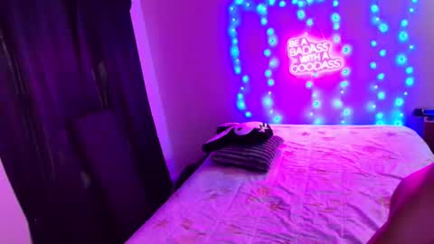 Eetantungfuk Mias online show from January 2025 09:29:01 PM