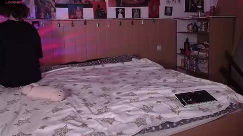 Juuzou hehim u can call me Juz online show from December 2025 07:43:01 PM