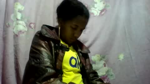 juvanie98 online show from March 2026 10:38:01 PM