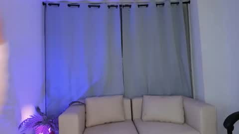 Snapshot of jvenuss chatting on November 2025 12:43:02 AM ees 3 online show from November 2025 12:43:02 AM