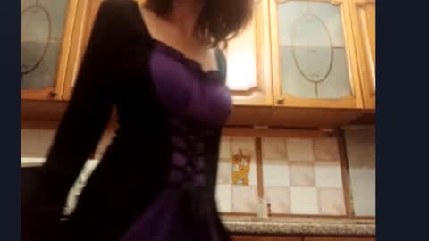 Nika online show from October 2025 06:09:01 PM