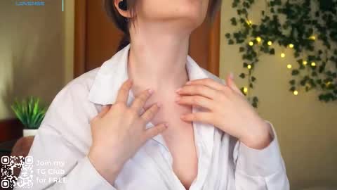 Tate online show from October 2025 05:35:02 AM