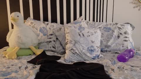 Snapshot of kad_kad chatting on January 2025 04:46:02 PM Kanela online show from January 2025 04:46:02 PM