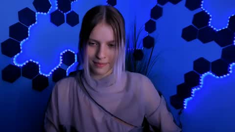 kaela_spell_ online show from May 2026 12:17:01 AM