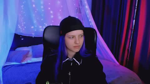 kaela_spell_ online show from June 2026 01:07:02 AM