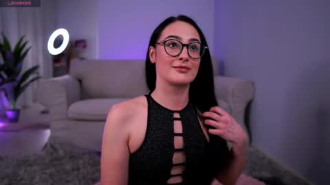 Rose online show from March 2026 11:25:01 AM