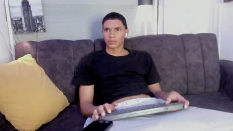 Snapshot of kai_storm7 chatting on January 2026 03:10:01 AM KAI online show from January 2026 03:10:01 AM