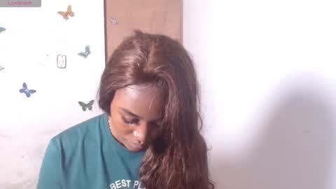 Snapshot of kaiadebayo chatting on September 2025 03:08:02 AM Angie online show from September 2025 03:08:02 AM