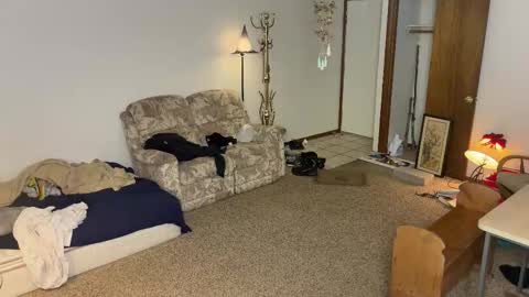 Kaiku77 online show from February 2026 05:41:01 PM