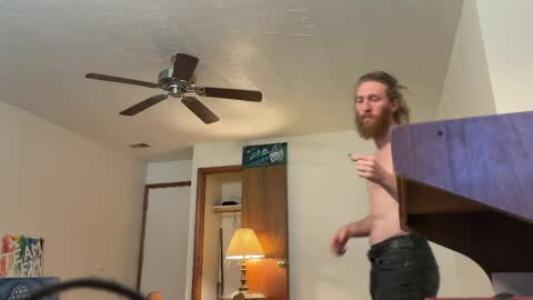 Kaiku77 online show from April 2026 05:33:01 PM