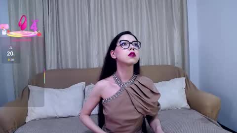 Snapshot of kailalewis chatting on November 2025 06:28:02 PM Kaila Lewis online show from November 2025 06:28:02 PM