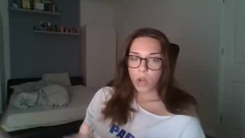 kaililaof online show from December 2025 12:40:02 AM