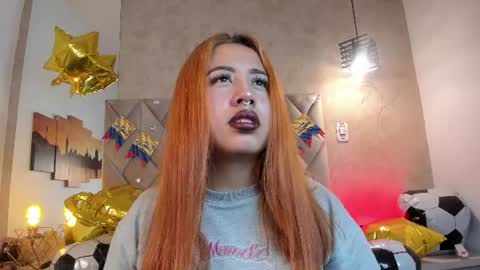 Snapshot of kailinmoon chatting on June 2026 01:01:02 PM Kailin online show from June 2026 01:01:02 PM