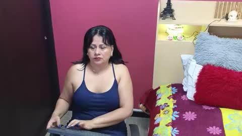 kaily jonness online show from November 2025 08:09:02 AM