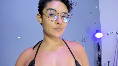 kaira_mosse_ online show from October 2025 12:59:01 PM
