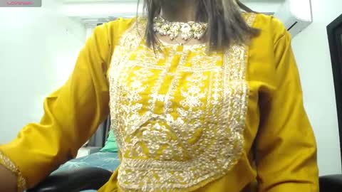Snapshot of kairadayaamaii chatting on April 2026 12:32:01 PM Kaira online show from April 2026 12:32:01 PM