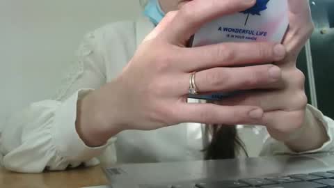 Milana online show from April 2026 12:22:02 PM