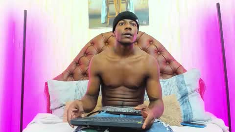 Snapshot of kairo_black0 chatting on February 2026 06:56:02 PM Kairo Black online show from February 2026 06:56:02 PM