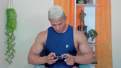 Snapshot of kale_tomson chatting on December 2024 03:44:01 PM kale thomson online show from December 2024 03:44:01 PM