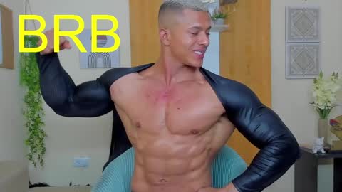 Snapshot of kale_tomson chatting on March 2025 02:07:02 AM kale thomson online show from March 2025 02:07:02 AM