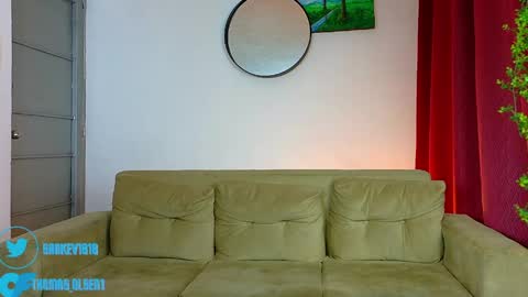 Snapshot of kale_tomson chatting on April 2026 03:33:02 AM kale thomson online show from April 2026 03:33:02 AM