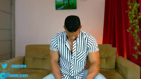 Snapshot of kale_tomson chatting on May 2026 05:39:01 PM kale thomson online show from May 2026 05:39:01 PM