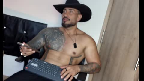 Snapshot of kaleth_price chatting on March 2025 03:59:02 AM Kaleth Price online show from March 2025 03:59:02 AM