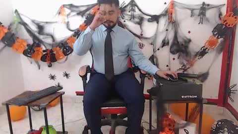 Snapshot of kalethbigdick88 chatting on October 2025 06:02:02 AM Kaleth online show from October 2025 06:02:02 AM