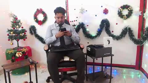 Snapshot of kalethbigdick88 chatting on November 2025 08:55:01 PM Kaleth online show from November 2025 08:55:01 PM