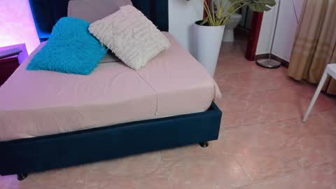 KaliMonroe online show from January 2025 05:43:02 PM