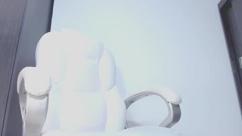 Hannah online show from November 2025 03:50:01 AM