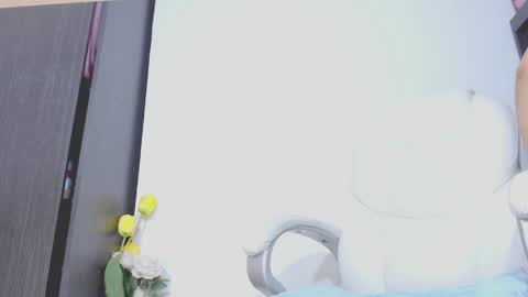Snapshot of kally_higgins chatting on May 2026 08:24:02 PM Hannah online show from May 2026 08:24:02 PM
