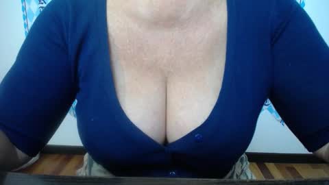 KamaliaSim online show from September 2025 06:51:02 AM