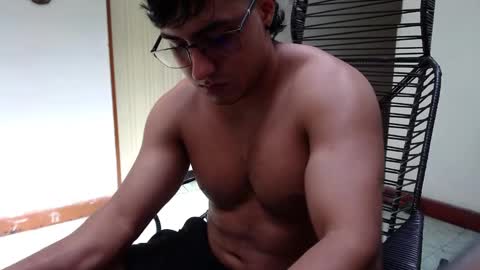 Snapshot of kamenov07 chatting on January 2025 04:28:02 PM kamenov07 online show from January 2025 04:28:02 PM