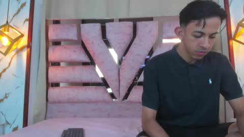 kameron and Nick online show from November 2025 08:19:02 PM