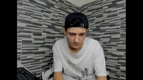 kami_doublehot online show from November 2025 09:23:01 AM