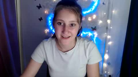 kamilla_love_ online show from September 2025 11:54:01 AM