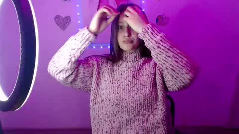 kamilla_love_ online show from September 2025 01:04:01 PM