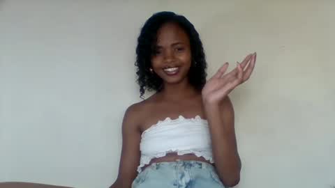 kamillah69 online show from December 2025 11:47:01 AM