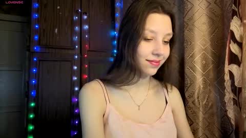 Mari  Simmons online show from January 2026 12:05:01 AM