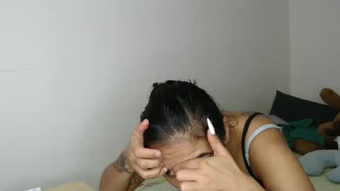 Snapshot of kammy_cami chatting on November 2025 06:29:02 PM kammy y camila online show from November 2025 06:29:02 PM