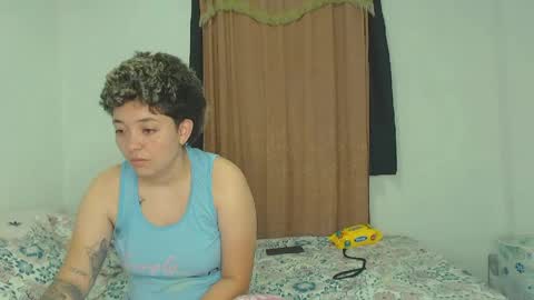 Snapshot of kammy_cami chatting on May 2026 09:26:02 AM kammy y camila online show from May 2026 09:26:02 AM