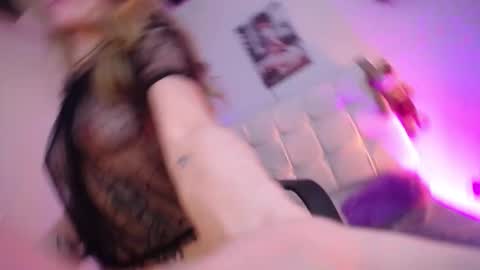 kaoz_33 online show from December 2024 11:00:01 PM