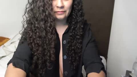 Snapshot of kara__gower chatting on February 2025 11:48:01 PM kara online show from February 2025 11:48:01 PM