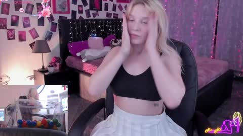 Snapshot of karambamoon chatting on December 2024 09:01:01 PM Lera online show from December 2024 09:01:01 PM