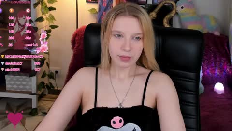 Snapshot of karambamoon chatting on January 2025 08:36:02 PM Lera online show from January 2025 08:36:02 PM