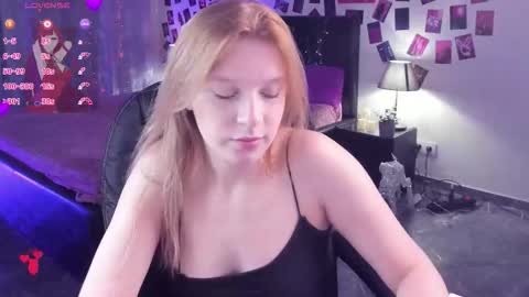 Snapshot of karambamoon chatting on October 2025 08:58:01 PM Lera online show from October 2025 08:58:01 PM