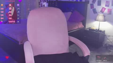 Snapshot of karambamoon chatting on November 2025 09:36:01 PM Lera online show from November 2025 09:36:01 PM