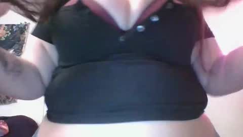 Snapshot of karamelbaby89 chatting on November 2025 11:21:02 AM karamelbaby89 online show from November 2025 11:21:02 AM